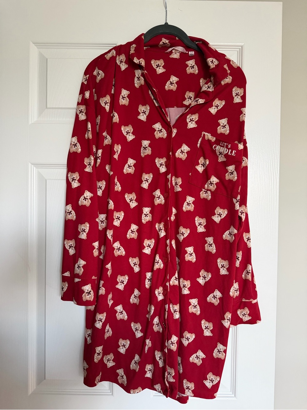 the la Vie en Rose Teddy Bear Print Super Soft Button-down NightGown